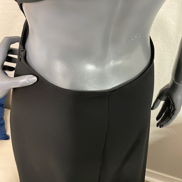 DAILYLOOK Open Back Midi Dress | Black | Large - Picture 13 of 14